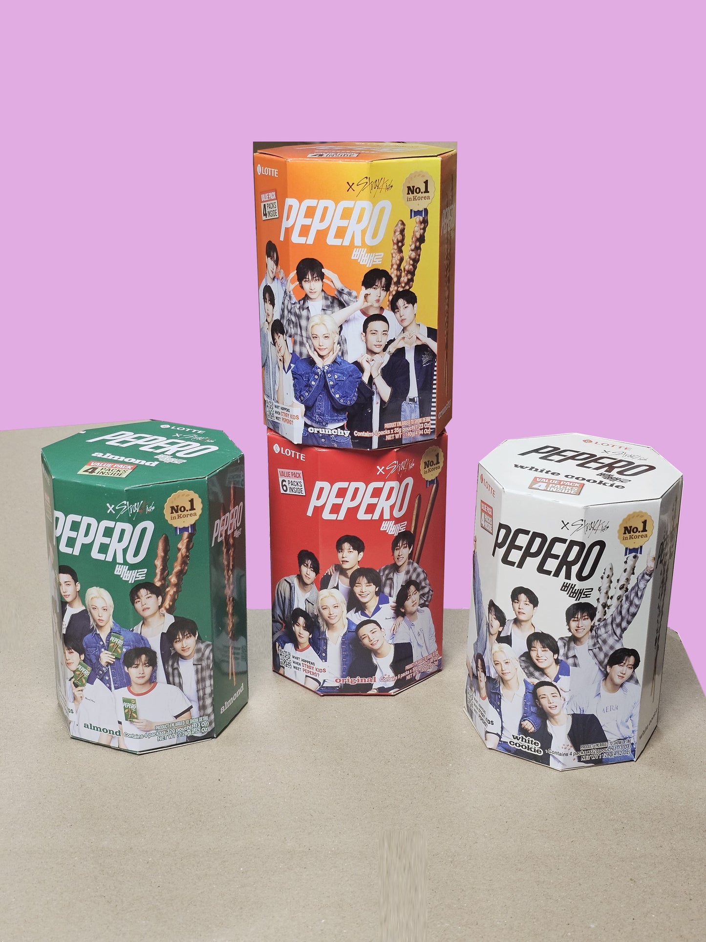 STRAY KIDS x PEPERO Jumbo Gift